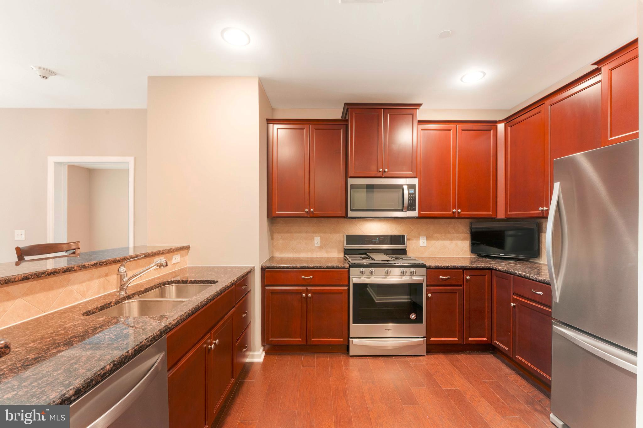 HUNTINGDON PLACE - Residential