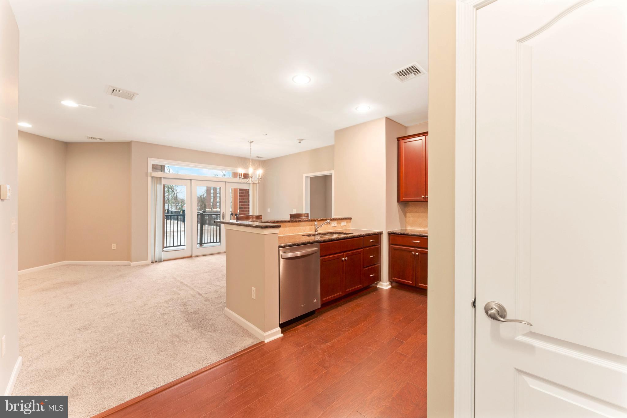 HUNTINGDON PLACE - Residential