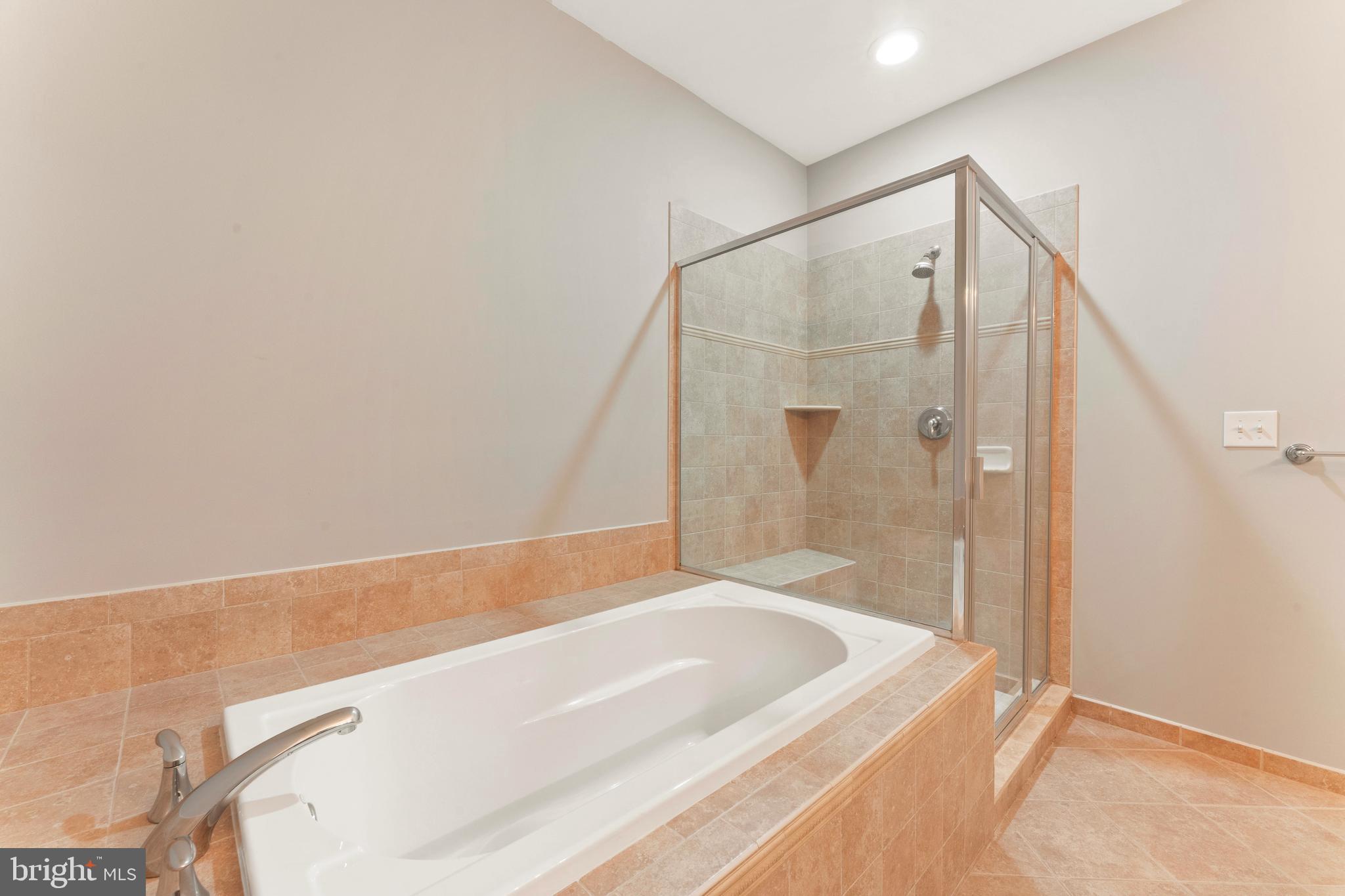 HUNTINGDON PLACE - Residential