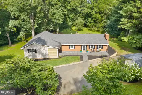 5290 Hillside Drive, Warrenton, VA MLS: VAFQ2023262