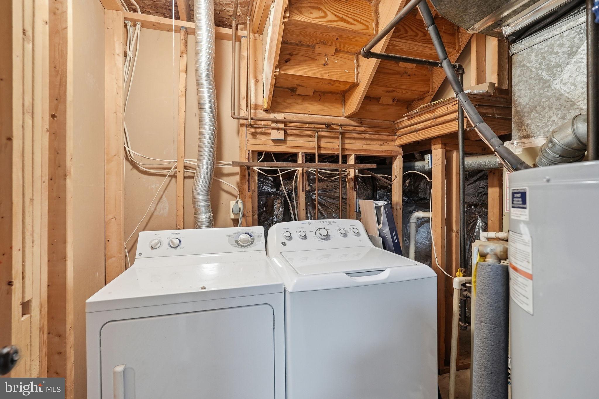 CENTRE RIDGE - Residential