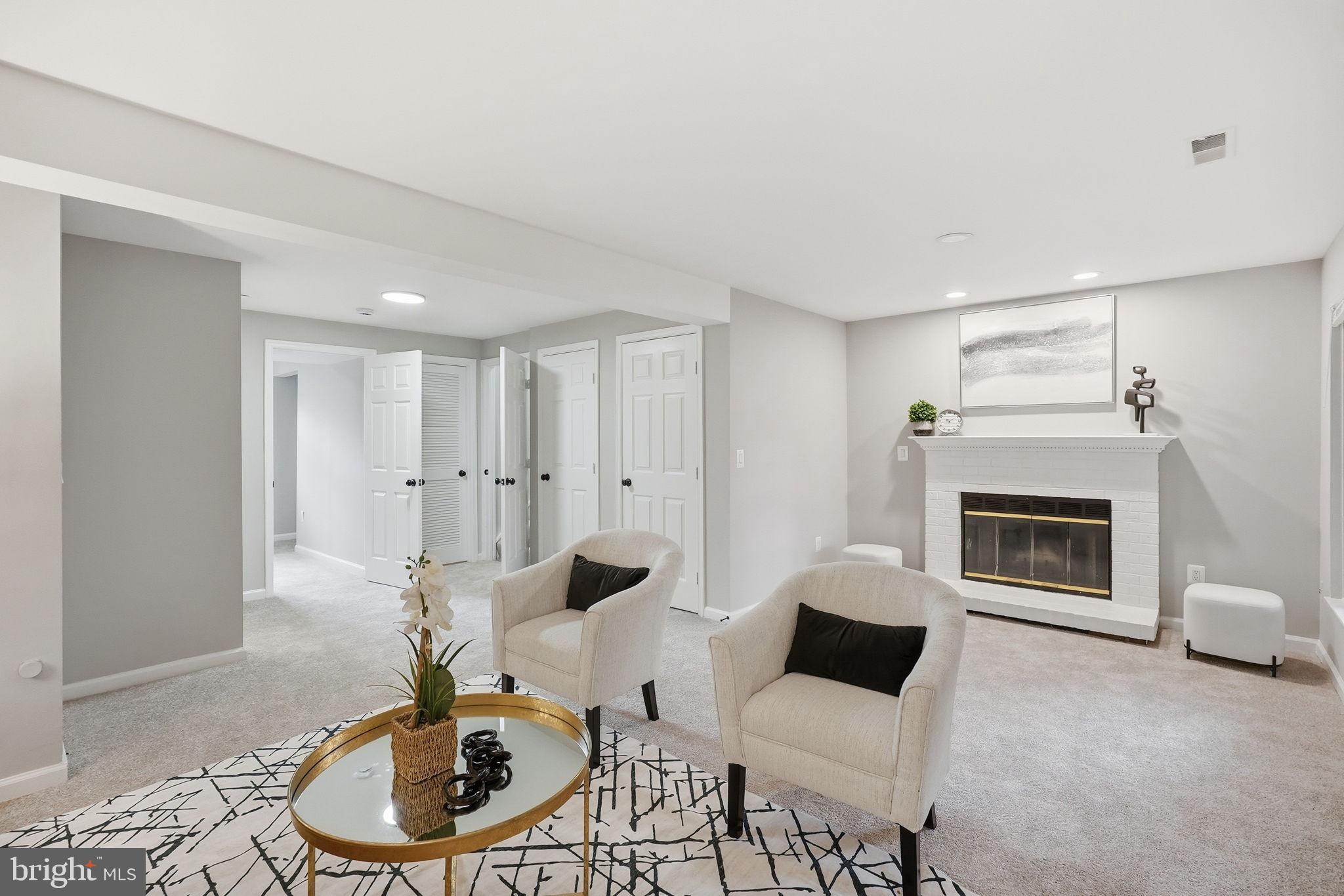 CENTRE RIDGE - Residential