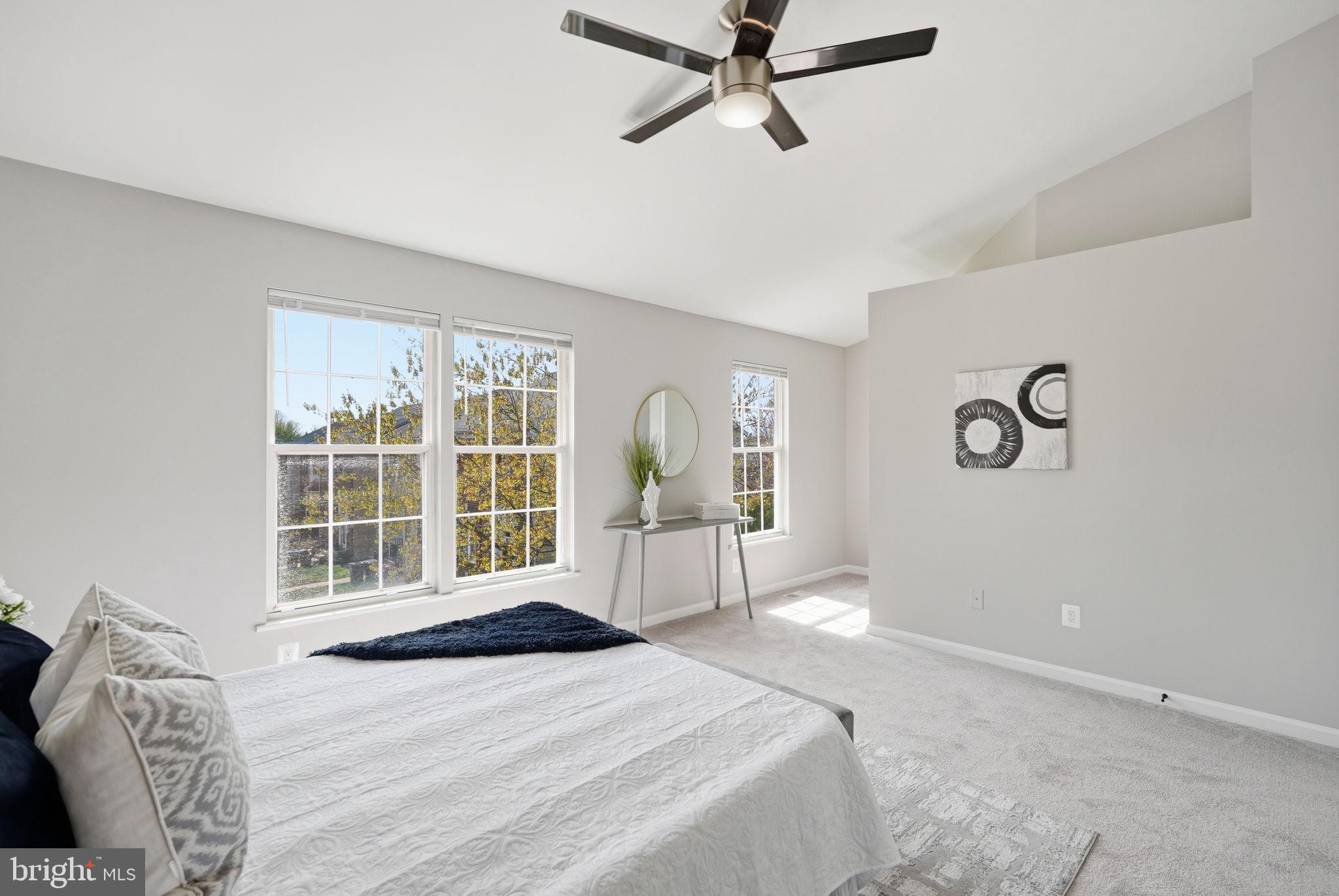 CENTRE RIDGE - Residential