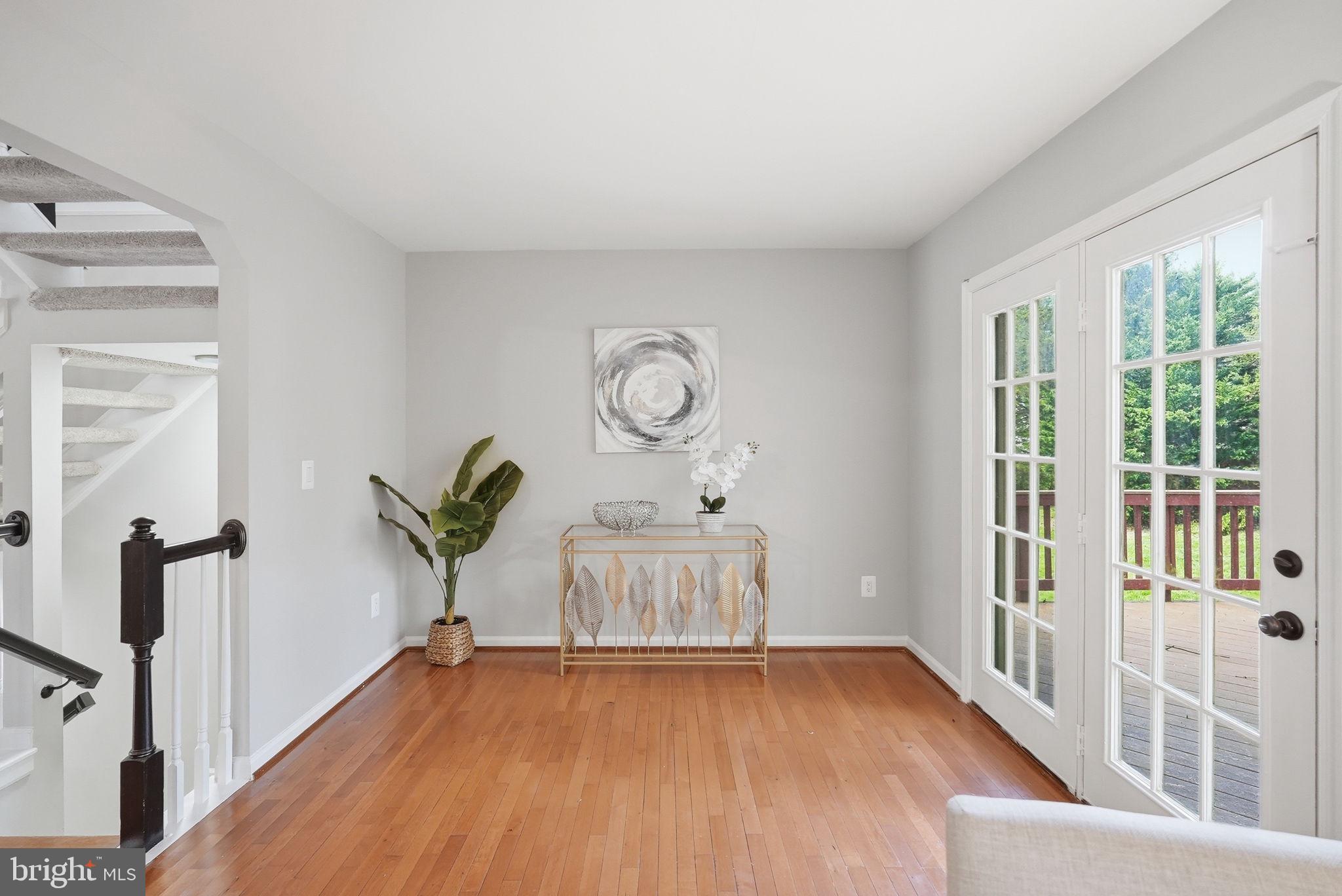 CENTRE RIDGE - Residential