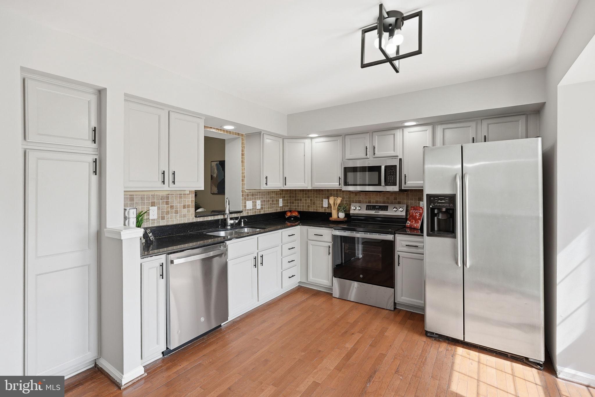 CENTRE RIDGE - Residential