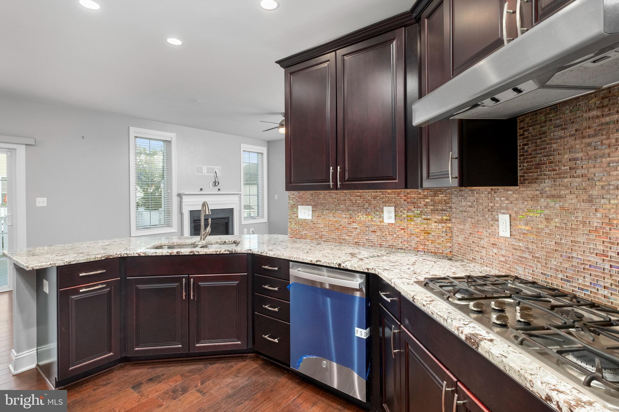 THE ENCLAVE AT ARUNDEL PRESERVE - Residential Lease