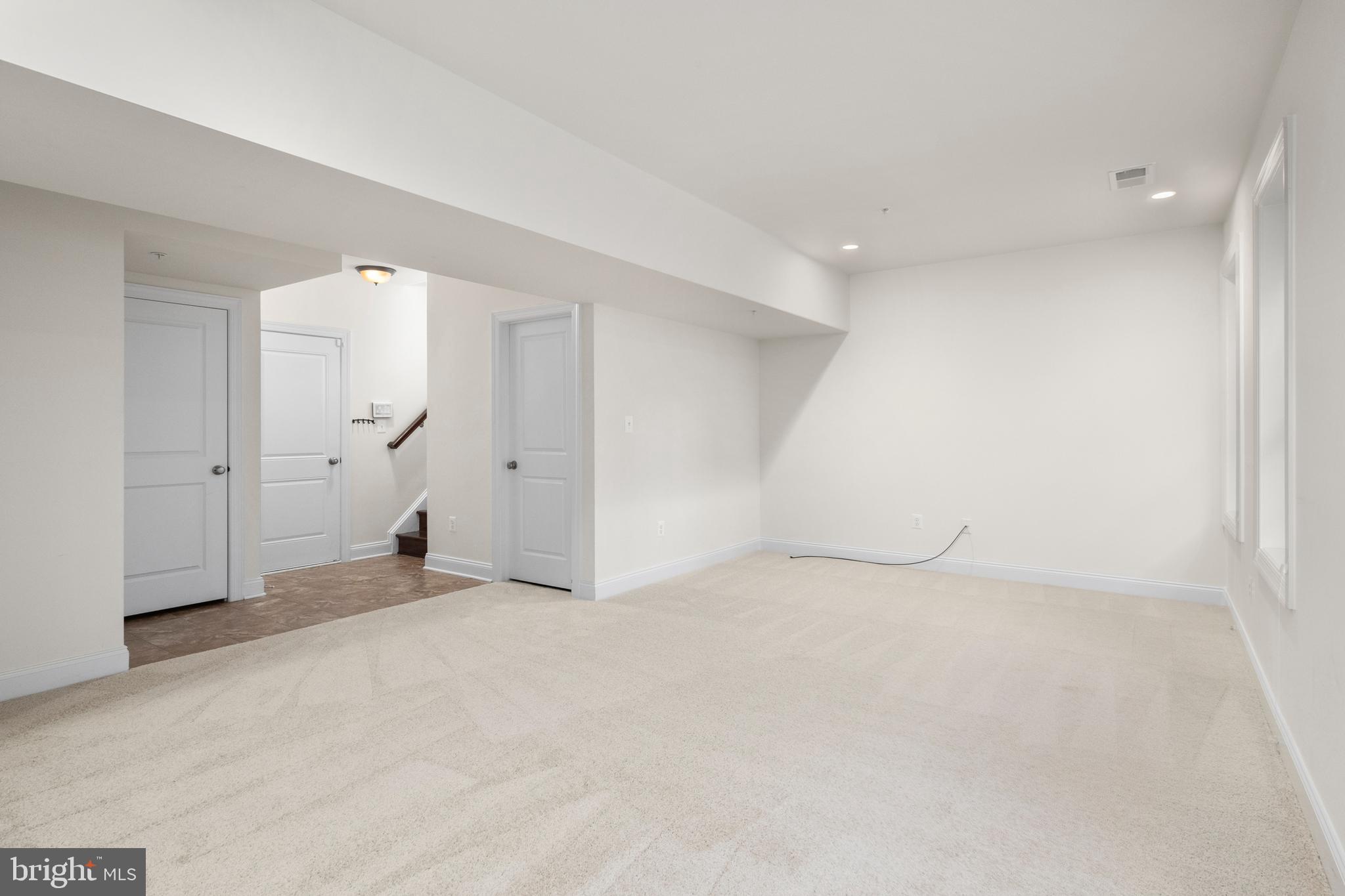 THE ENCLAVE AT ARUNDEL PRESERVE - Residential Lease