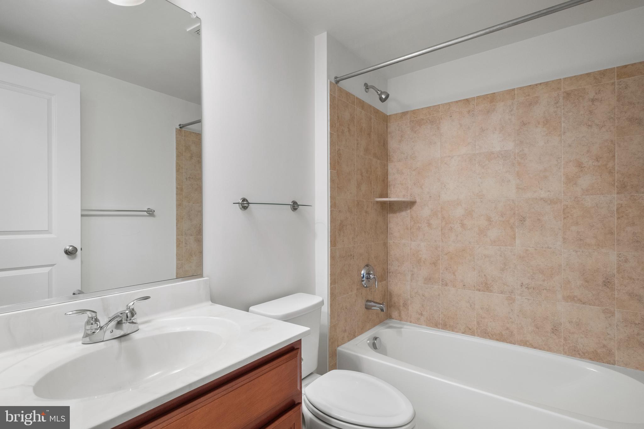 THE ENCLAVE AT ARUNDEL PRESERVE - Residential Lease