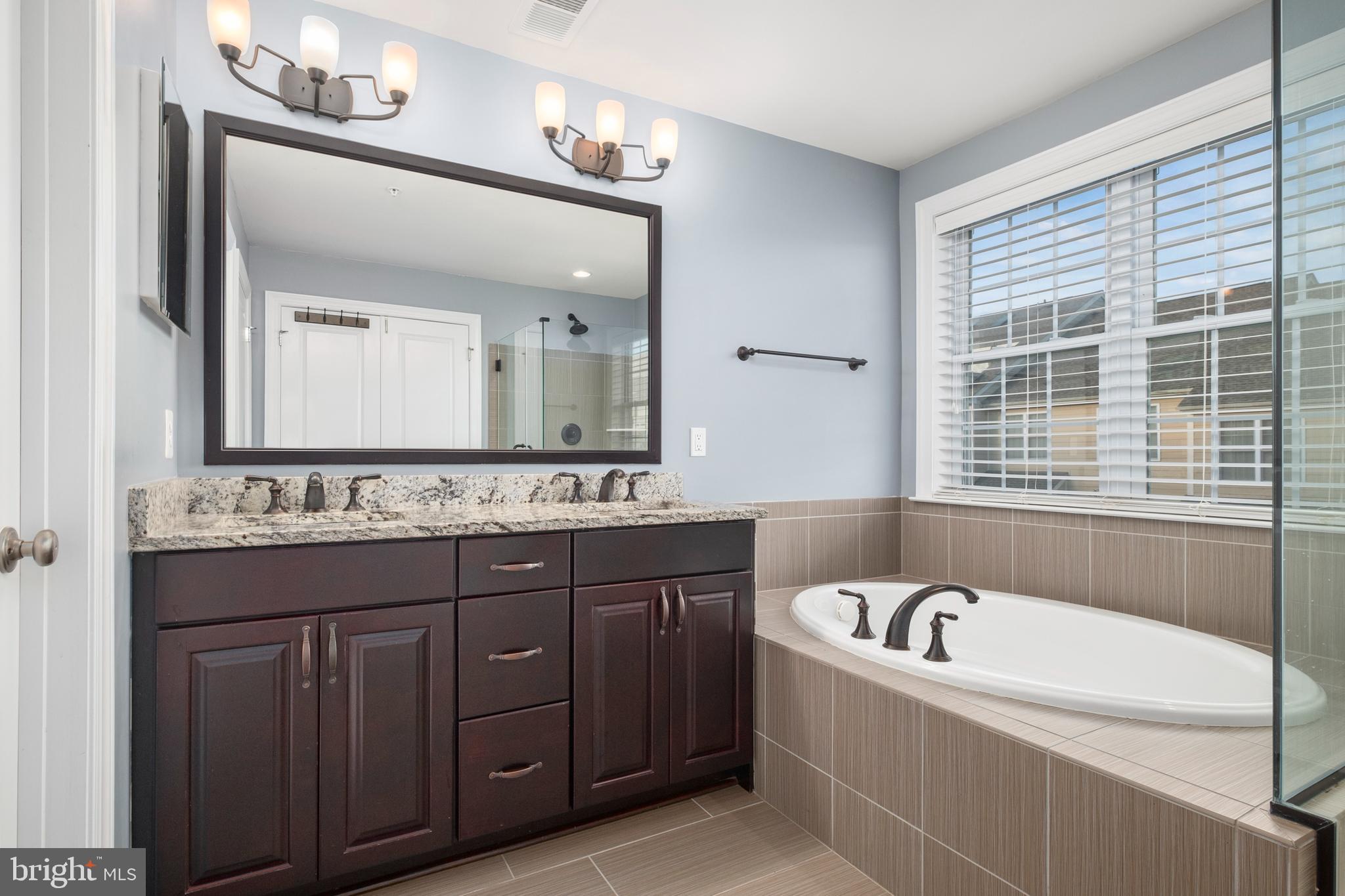 THE ENCLAVE AT ARUNDEL PRESERVE - Residential Lease