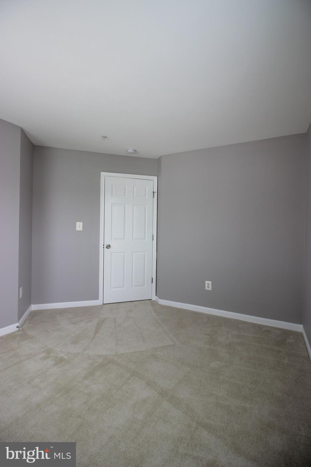 LAKELANDS - Residential Lease