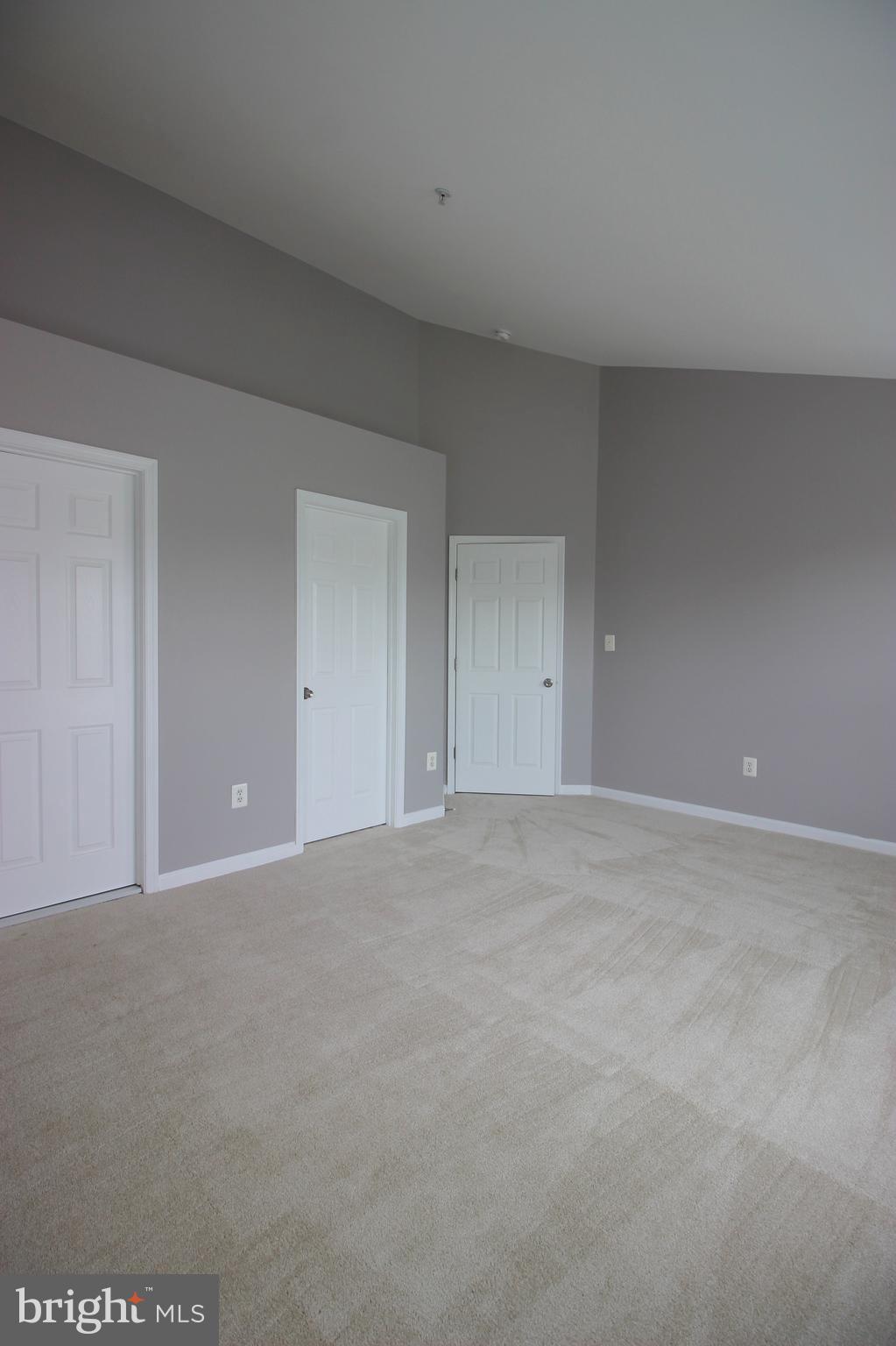 LAKELANDS - Residential Lease