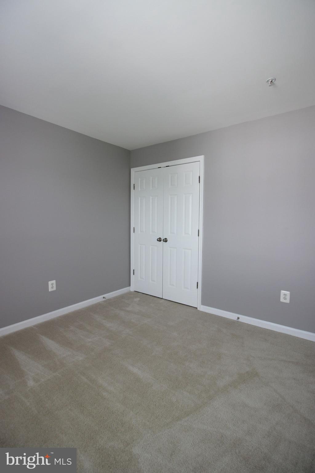 LAKELANDS - Residential Lease