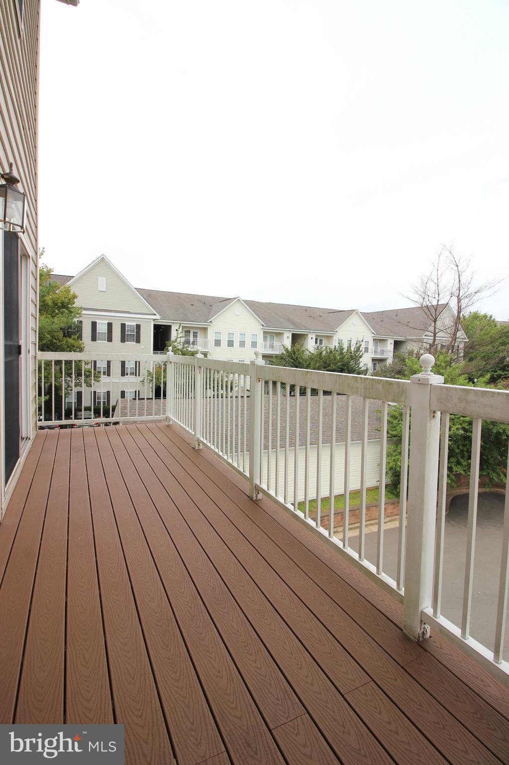 LAKELANDS - Residential Lease