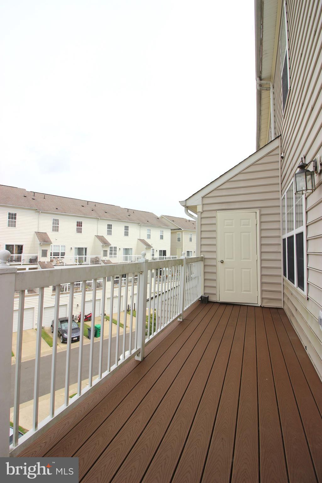 LAKELANDS - Residential Lease