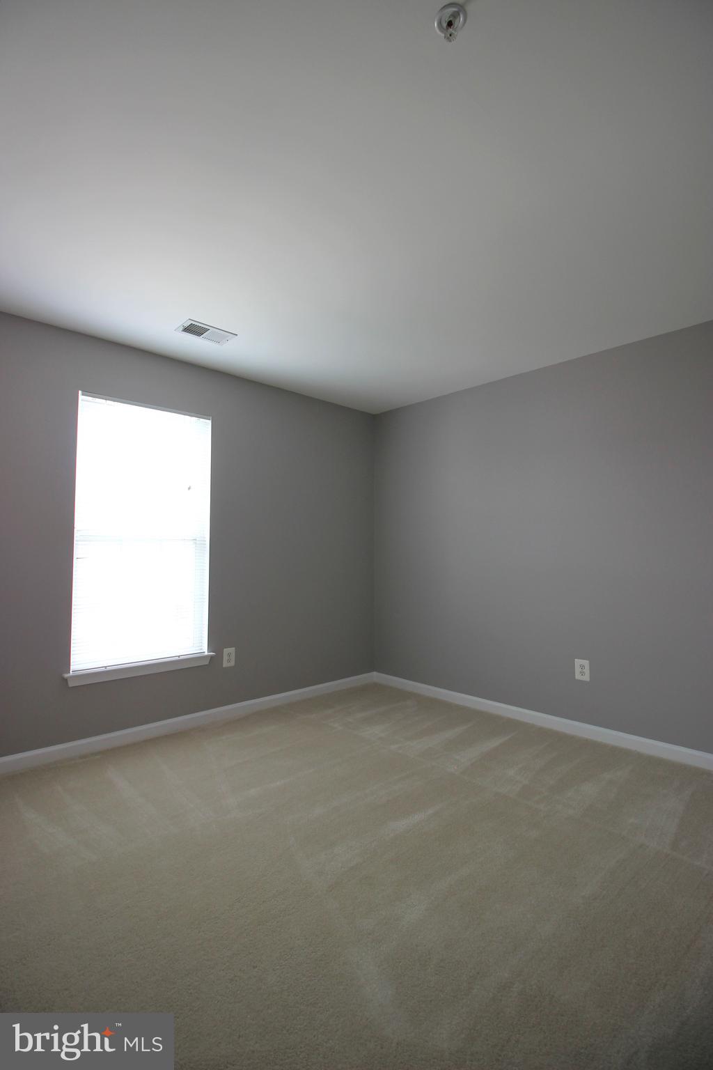 LAKELANDS - Residential Lease