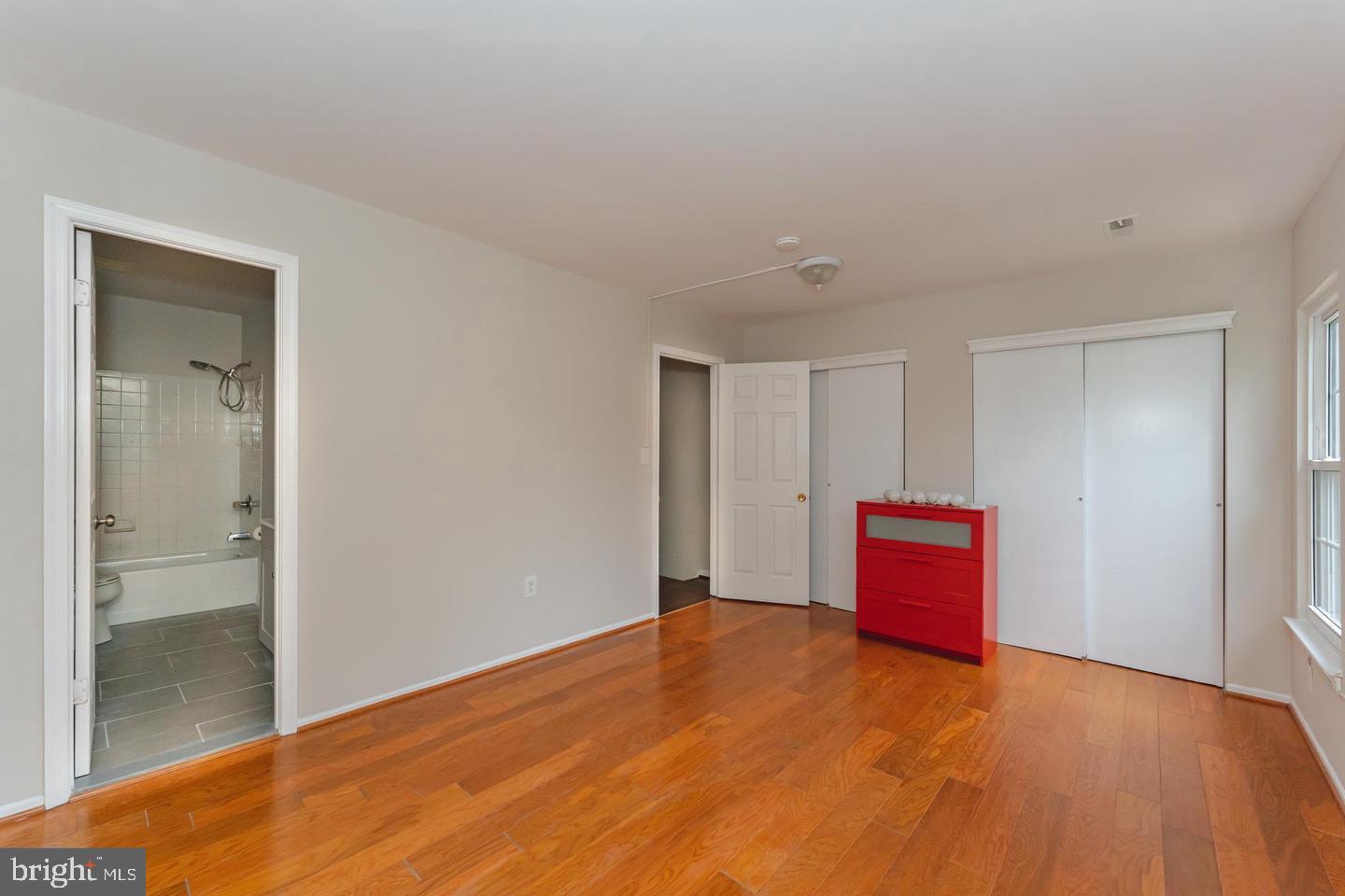 820 IVY LEAGUE LANE