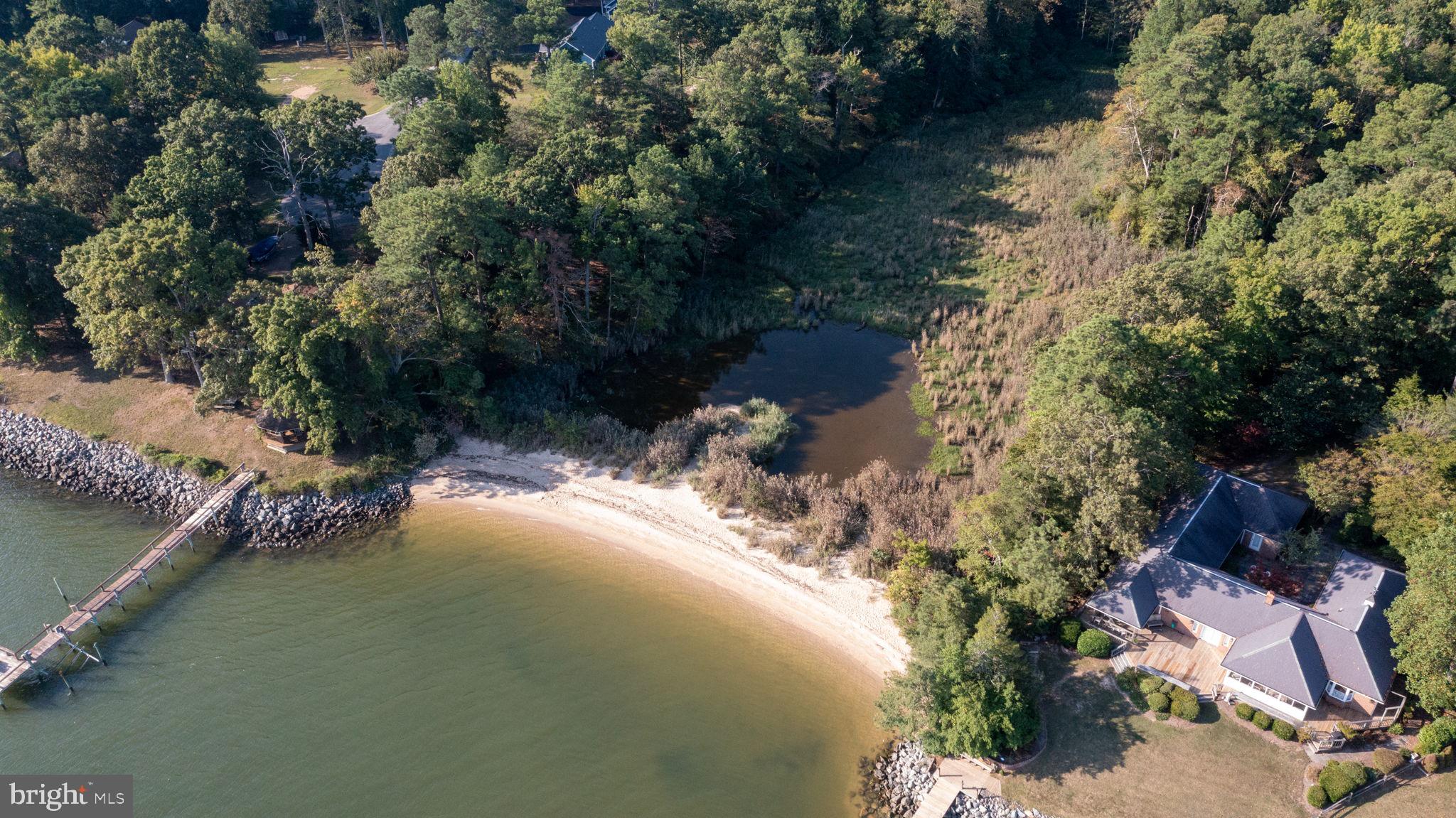 CABIN POINT - Residential