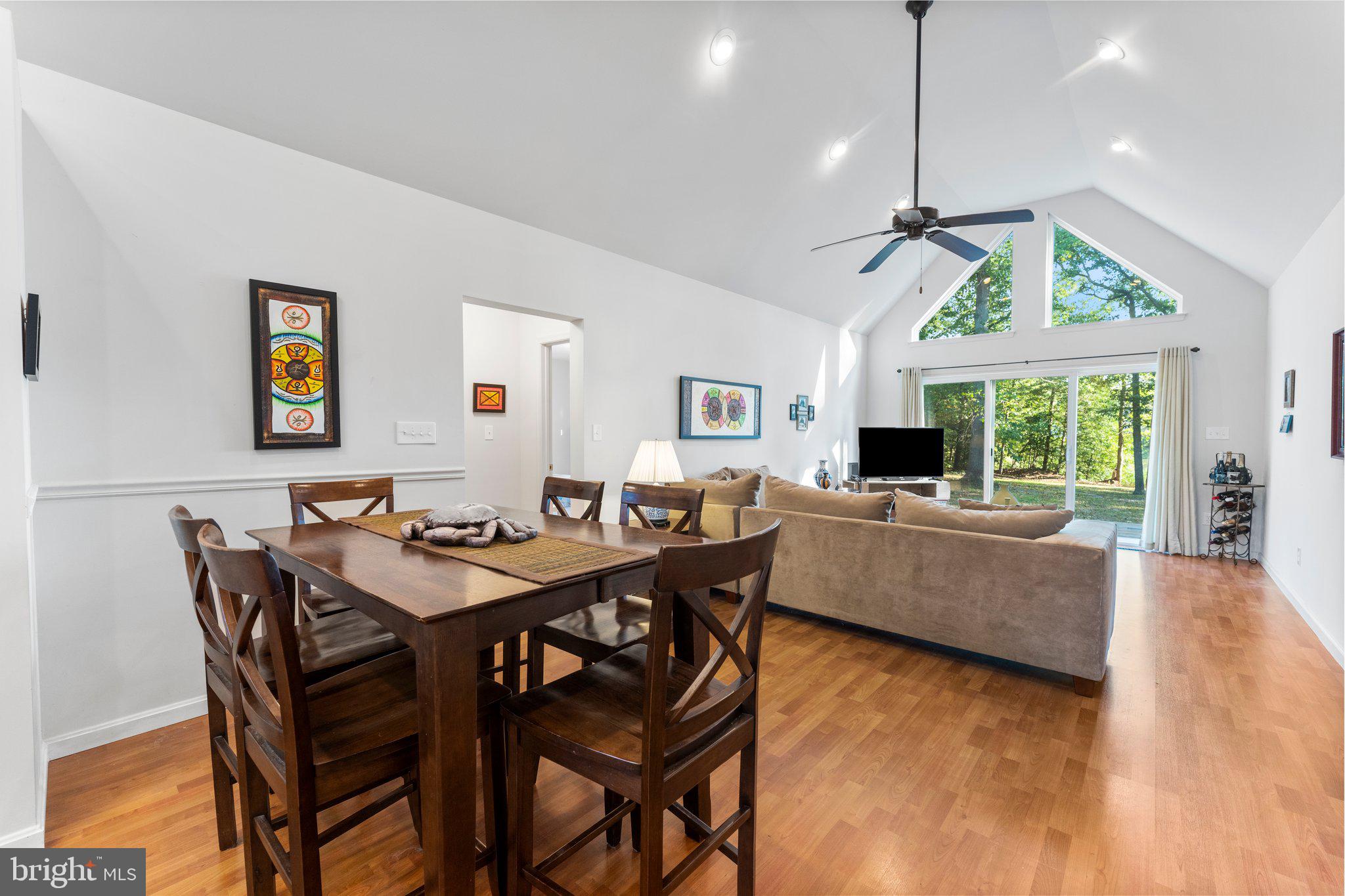 CABIN POINT - Residential