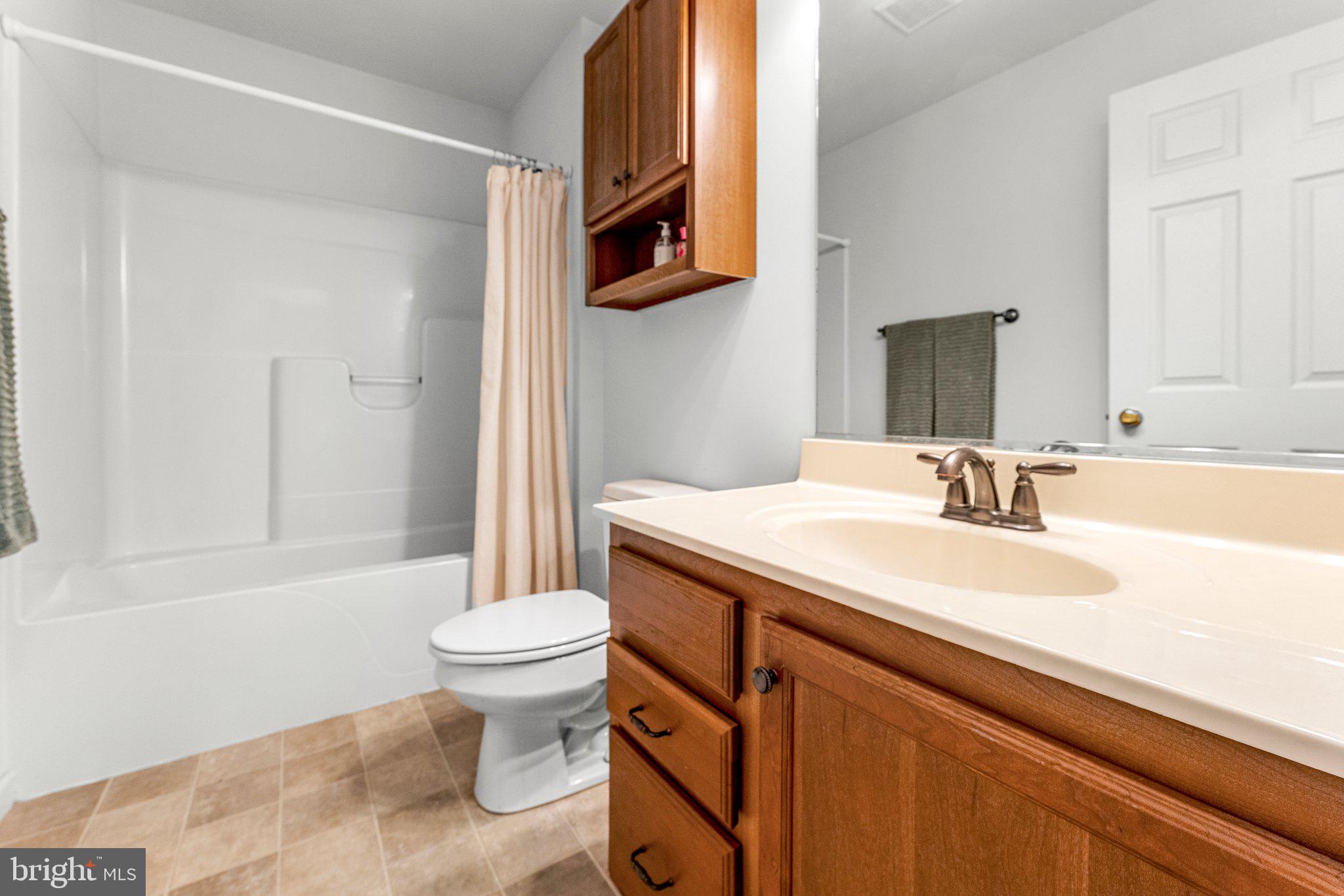 CABIN POINT - Residential