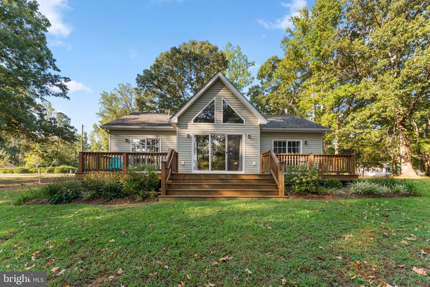 Welcome to Virginia’s Water Wonderland…The Northern Neck, Virginia's best kept secret. (just two hours’ drive from Northern Virginia/DC and even less from Richmond). This cozy 3 Bedroom 2 Bath waterfront home has an Open Floor Plan and is situated on approximately three quarters of an acre. Sit on your own private dock to enjoy the beautiful views up the creek or lounge on the rear deck that spans from one side of the house to the other.  Great for Fishing, Crabbing, Oysters, Kayaks, Canoes or just Floating around. The Community Amenities include, Pool, Tennis, Basketball, Tot Lot, 2 Boat Ramps, and 4 Beaches. THIS IS A RARE GEM...so hurry as this will not last long!