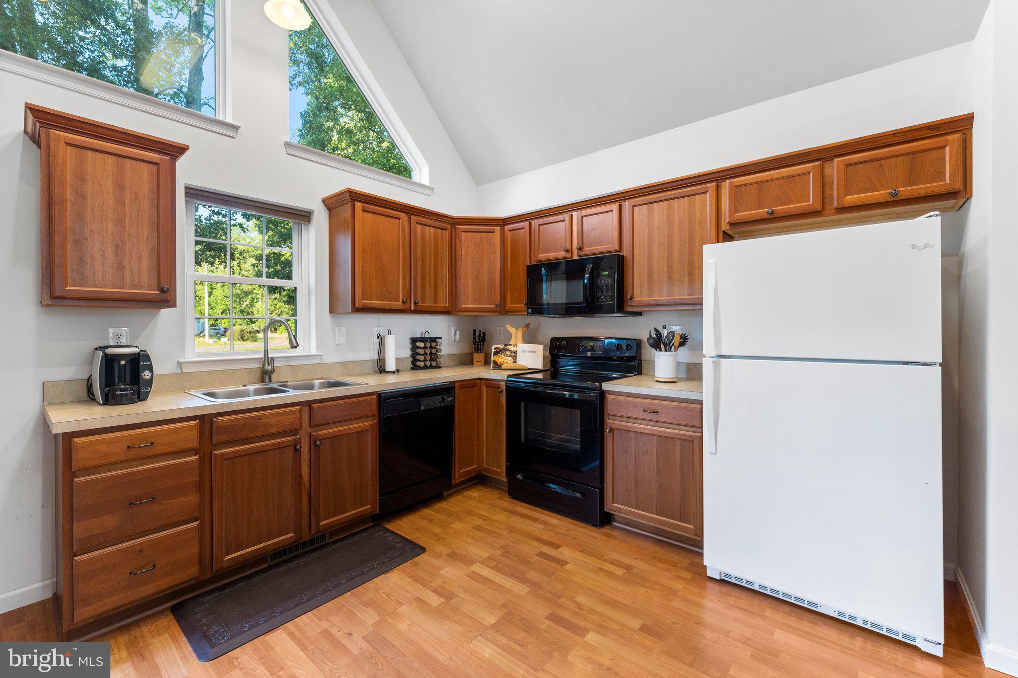 CABIN POINT - Residential