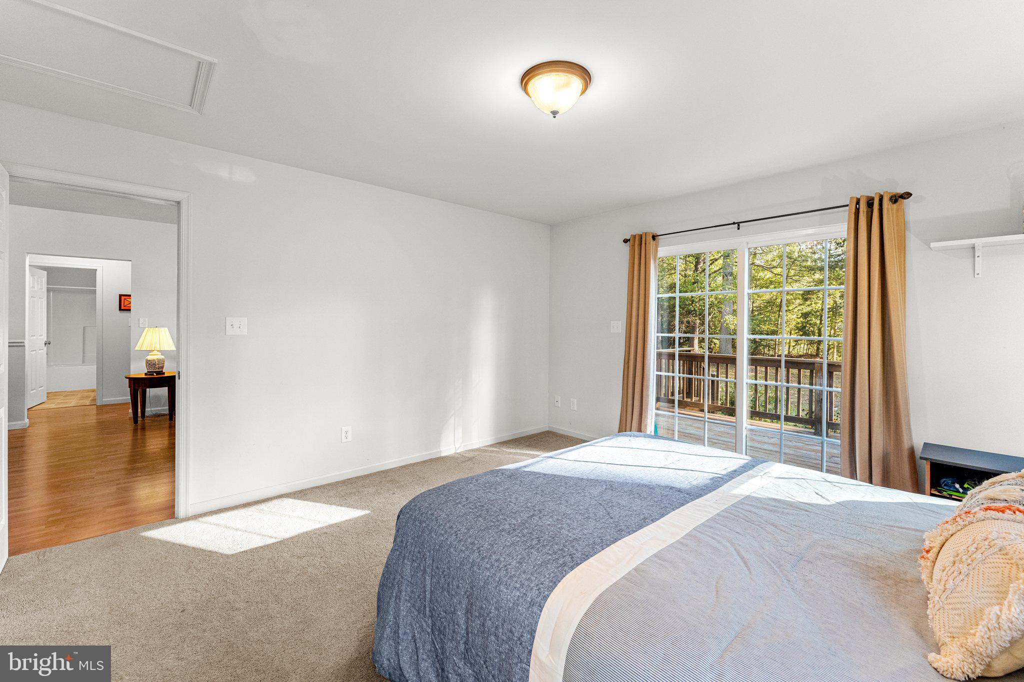 CABIN POINT - Residential