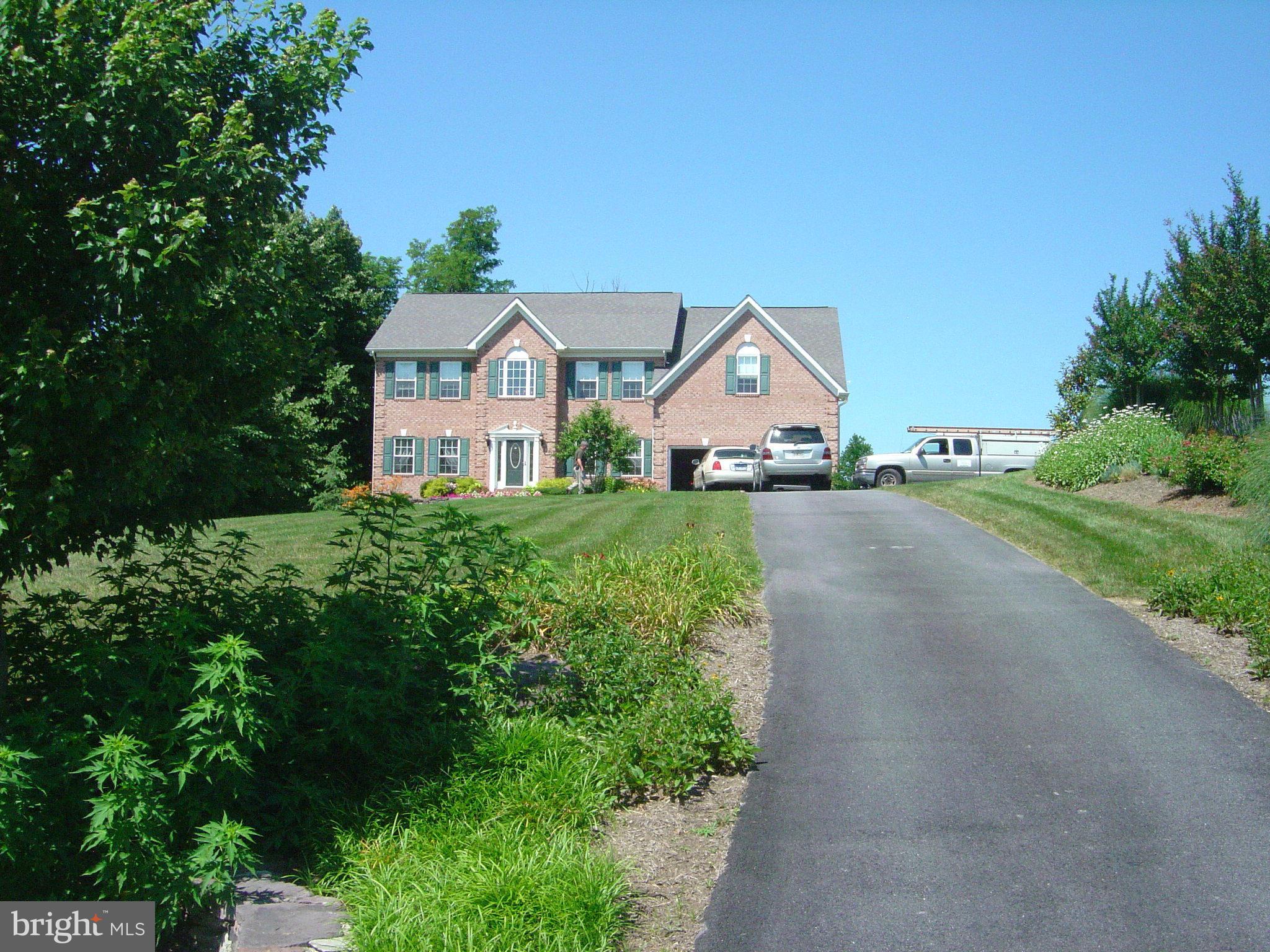 CROSS POINT - Residential Lease