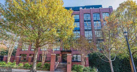 Photo of 1615 N Queen Street #M304, ARLINGTON, VA 22209 (MLS # VAAR2073328)