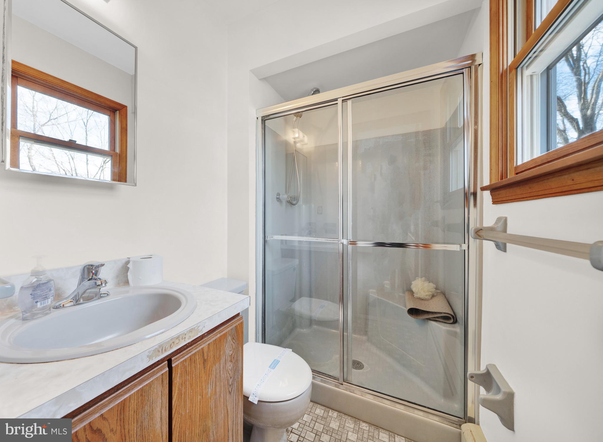 WARWICK MANOR - Residential