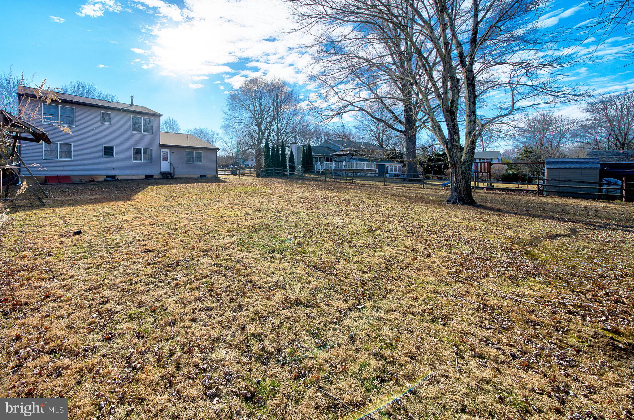 WARWICK MANOR - Residential