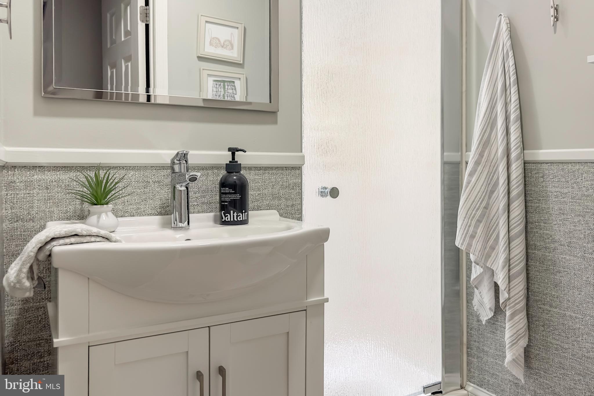 EASTPORT - Residential