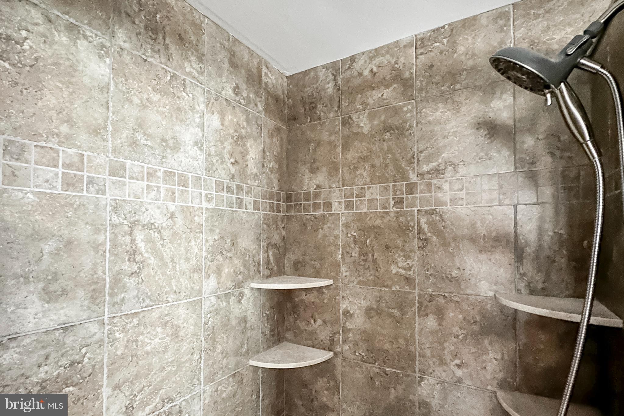 EASTPORT - Residential