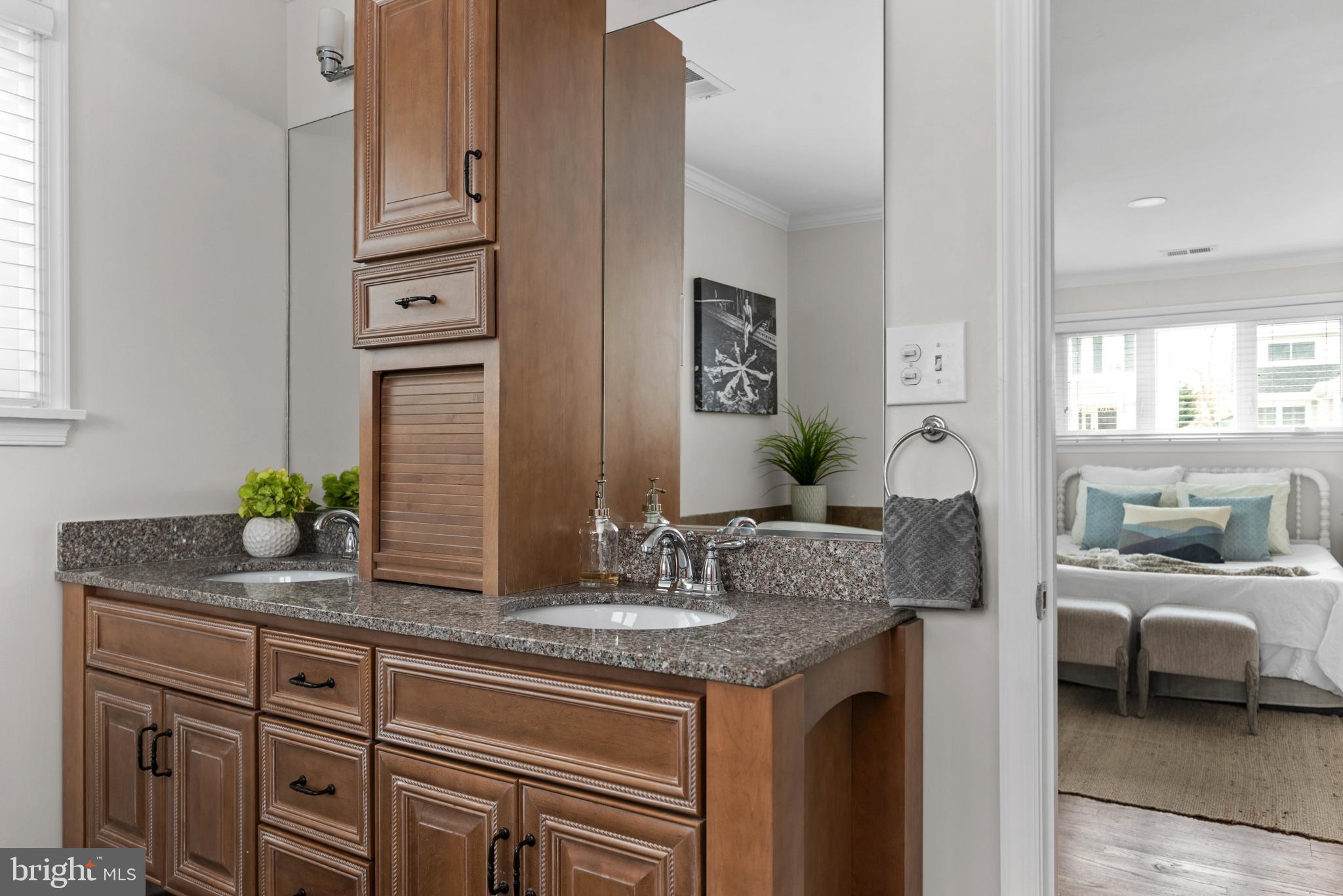 EASTPORT - Residential