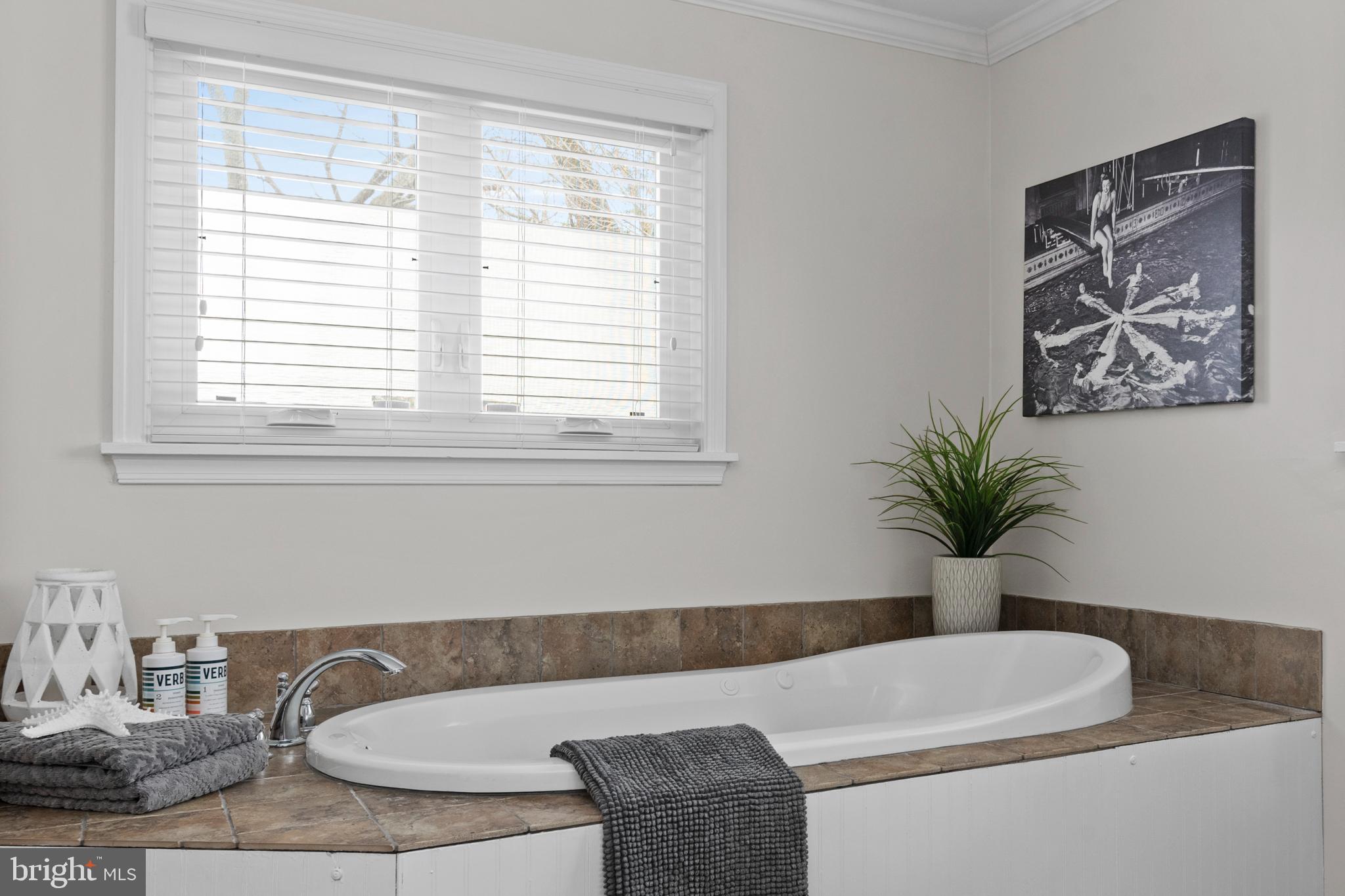 EASTPORT - Residential