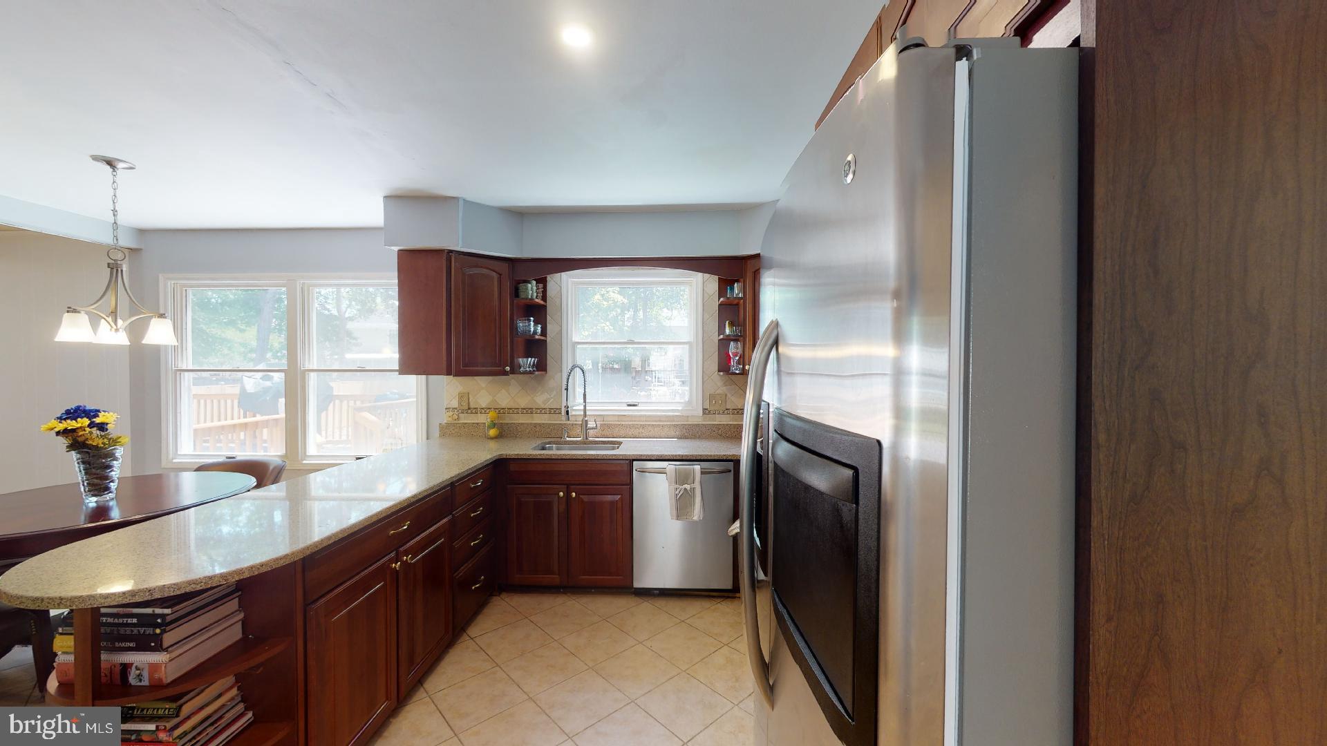 TANTALLON HILLS - Residential