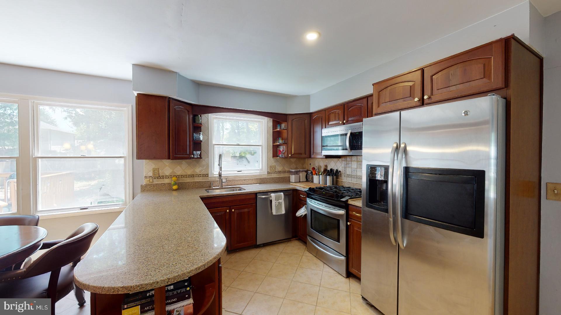 TANTALLON HILLS - Residential