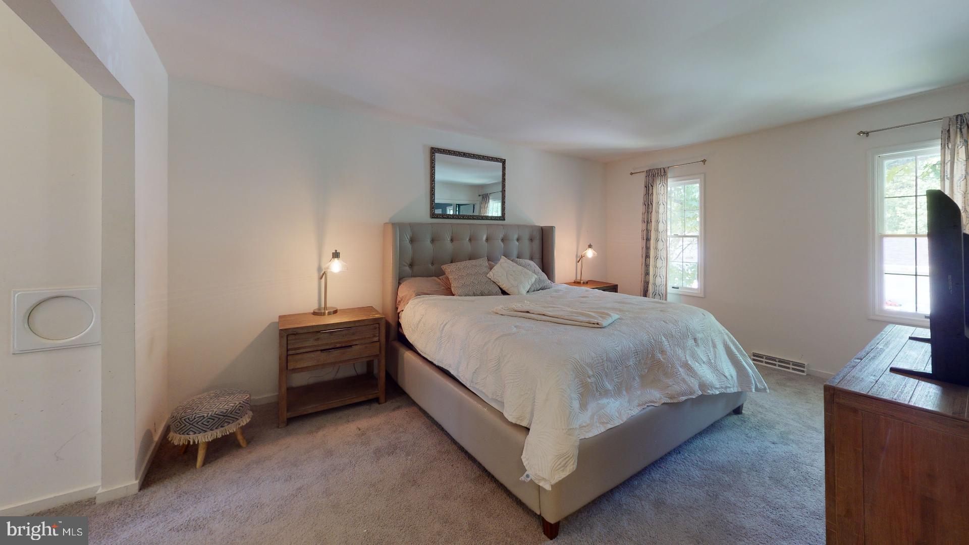 TANTALLON HILLS - Residential