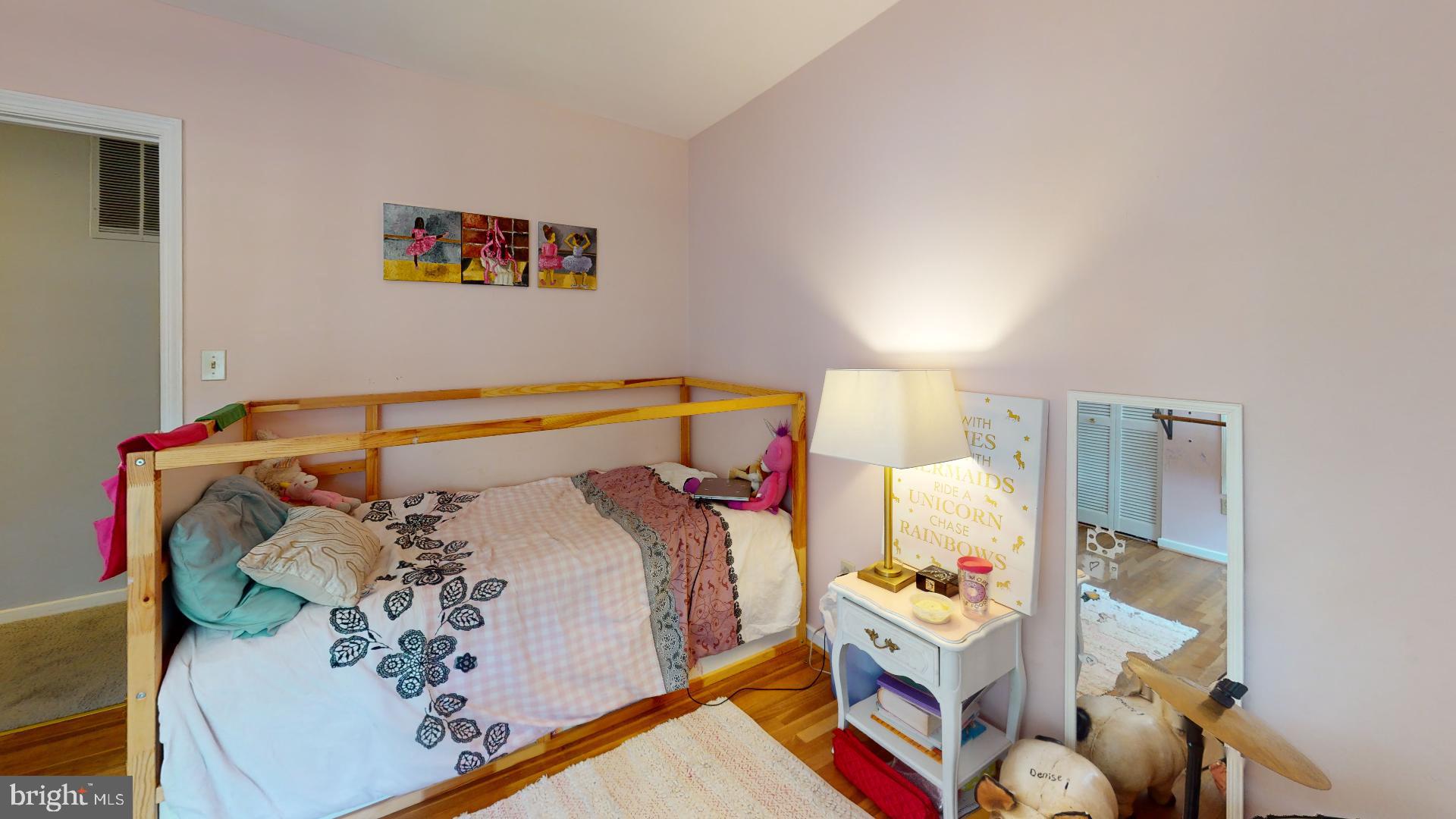 TANTALLON HILLS - Residential