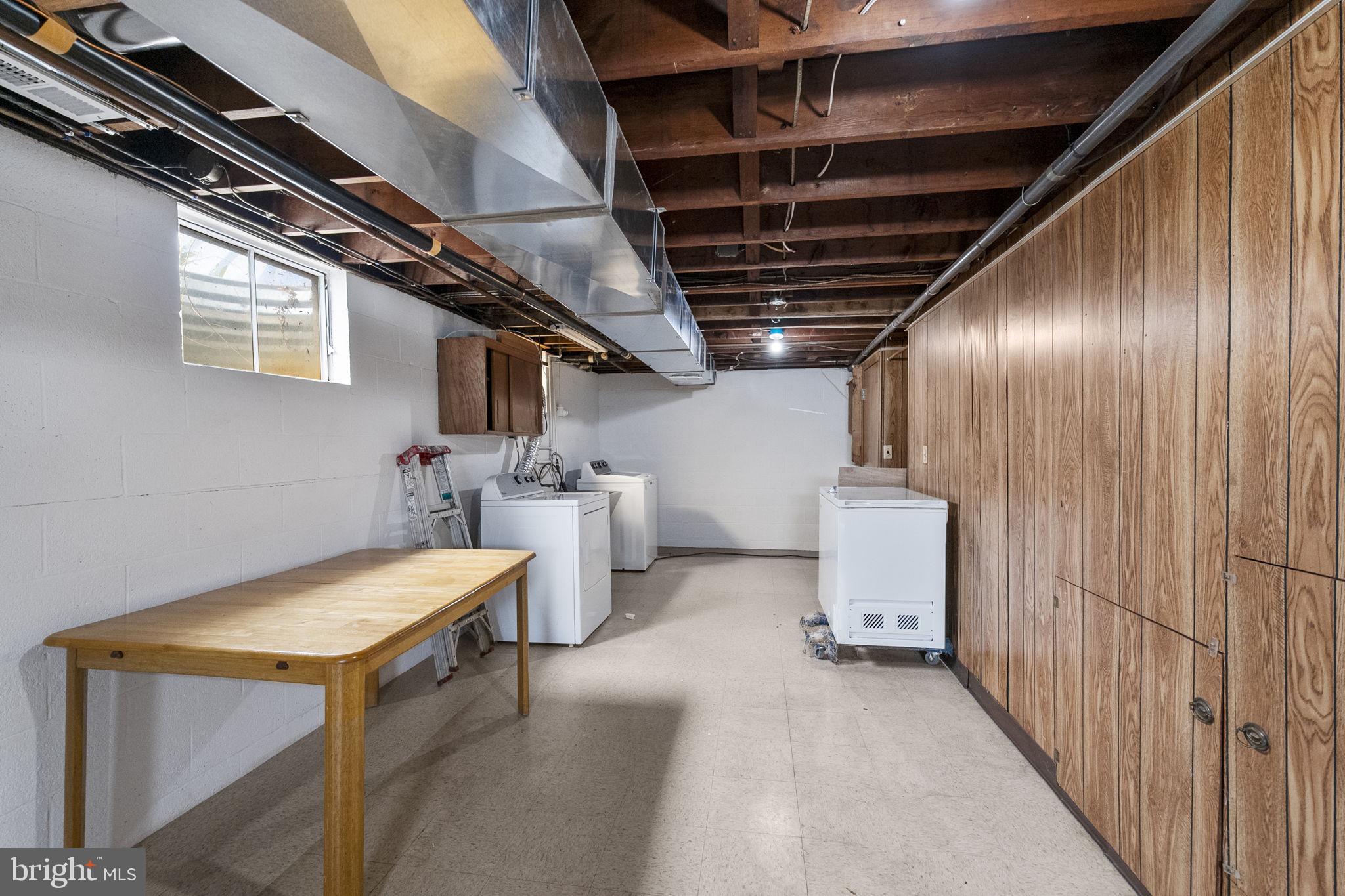 MAPLE VIEW - Residential