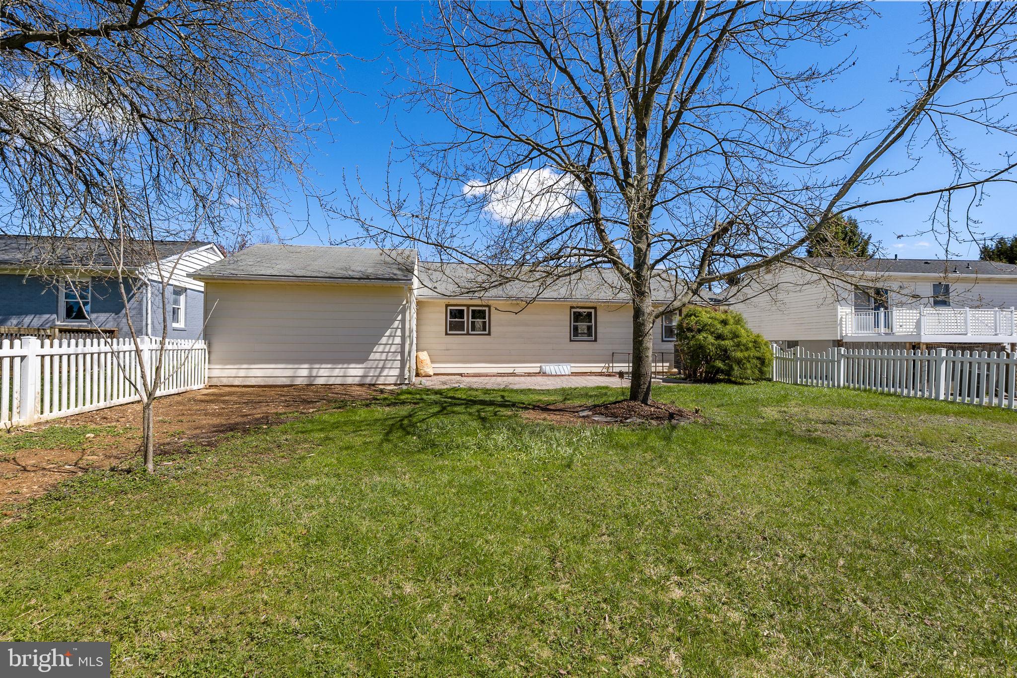 MAPLE VIEW - Residential