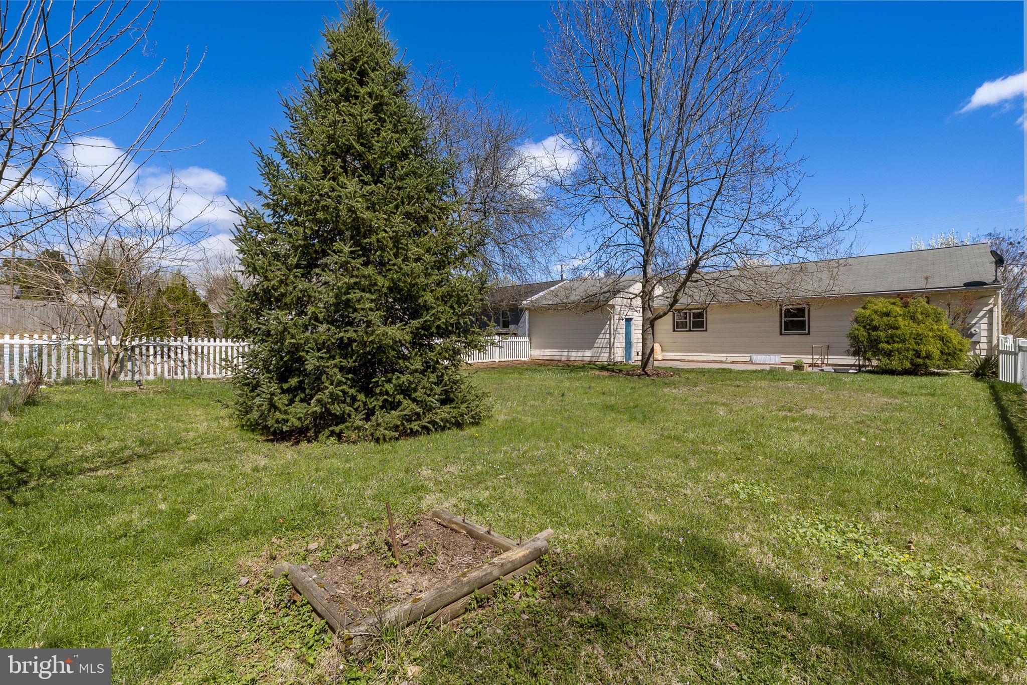 MAPLE VIEW - Residential