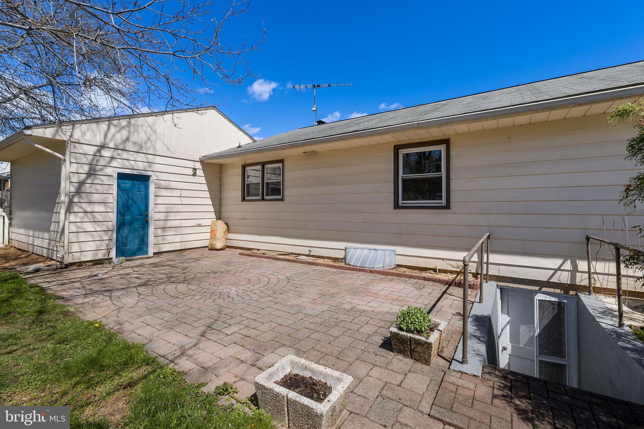 MAPLE VIEW - Residential