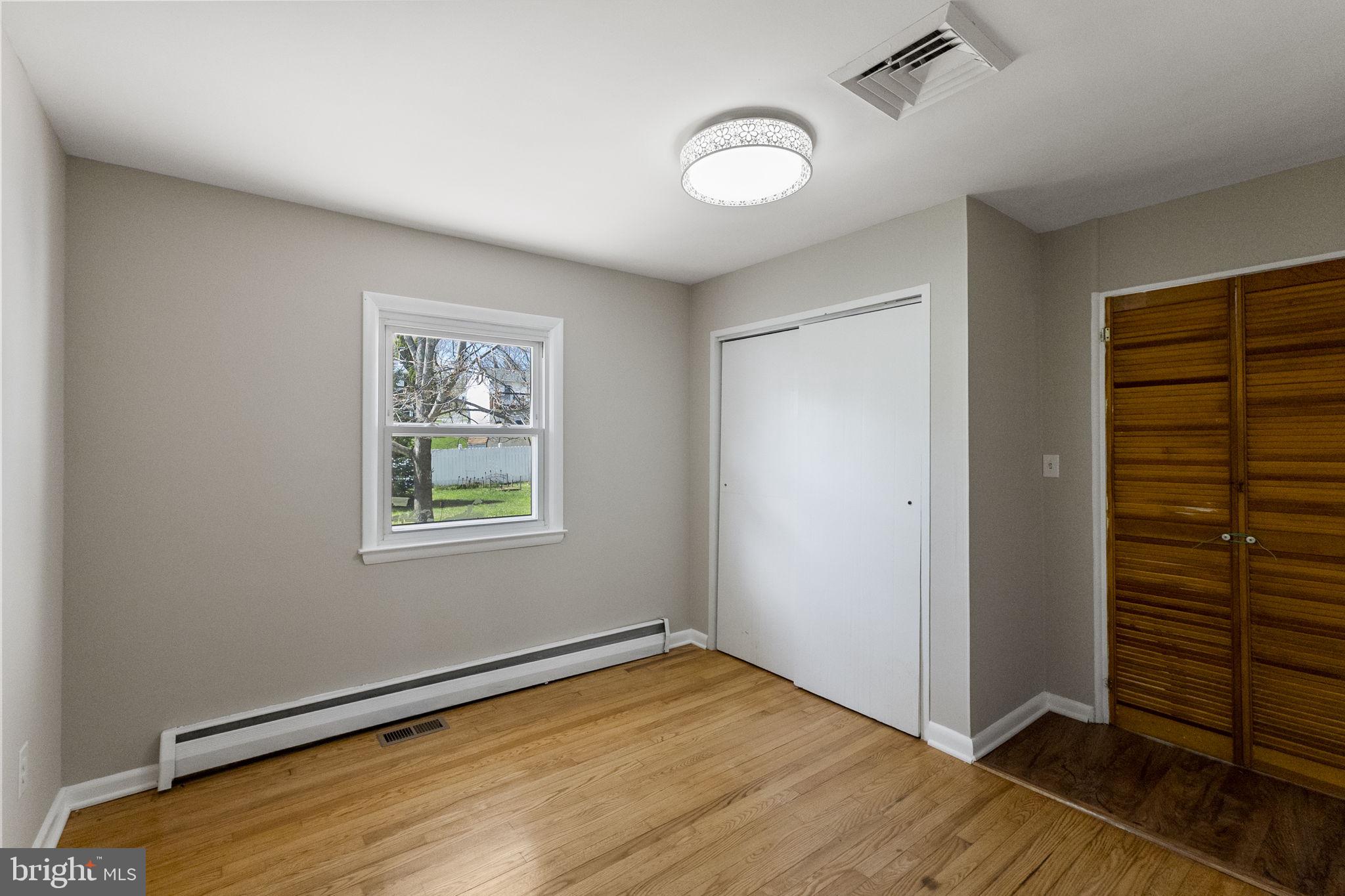 MAPLE VIEW - Residential