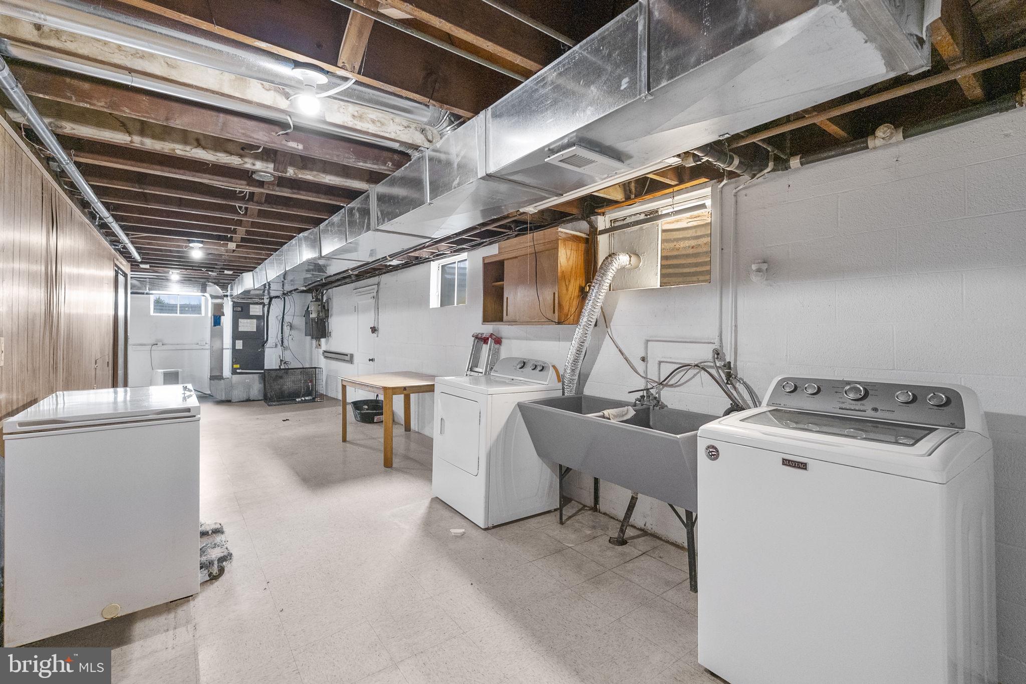 MAPLE VIEW - Residential