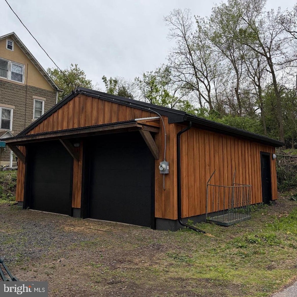 Photo of 69 Cromby Road, PHOENIXVILLE, PA 19460 (MLS # PACT2127440)