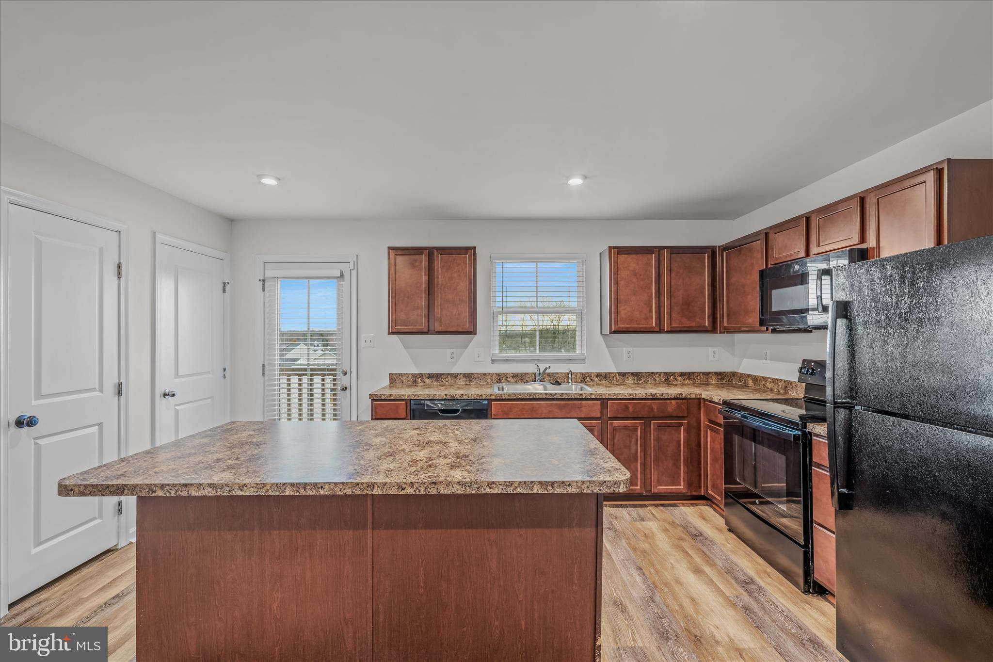 STONECREST - Residential