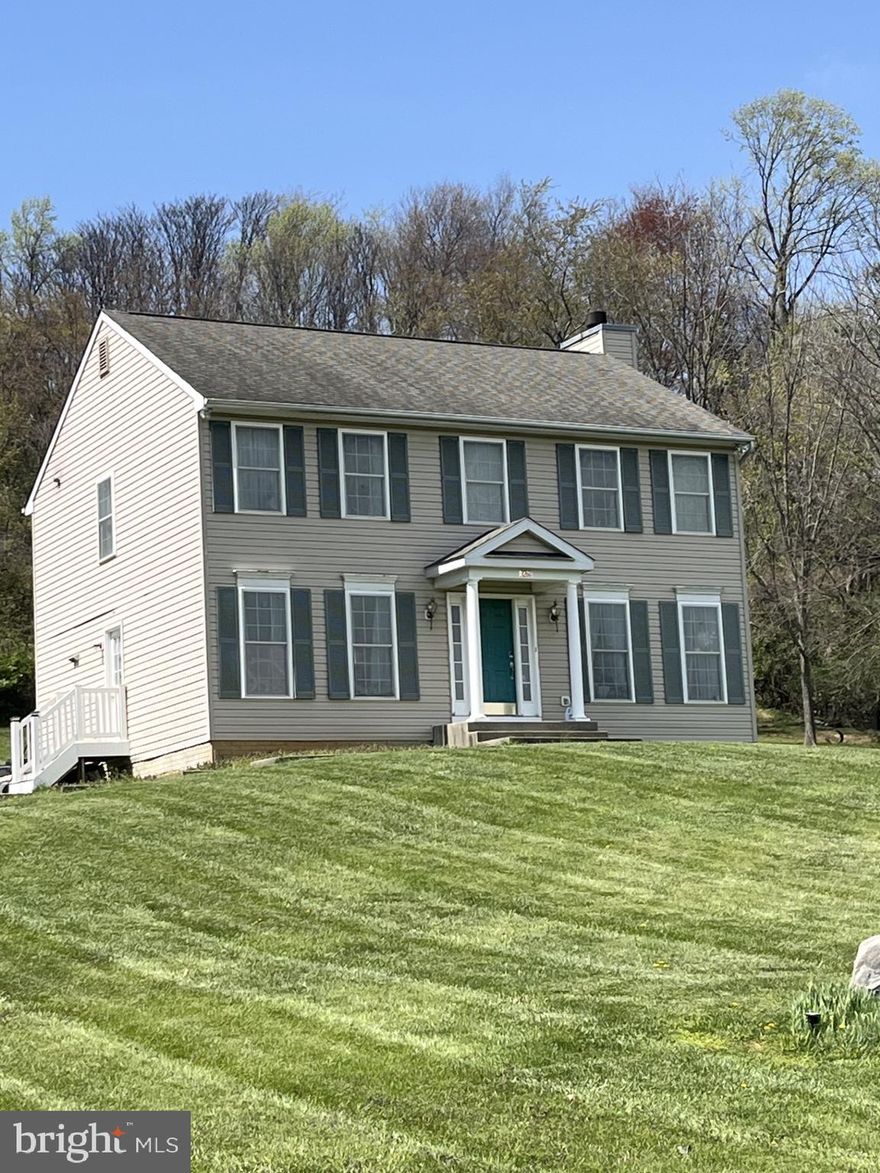 COUNTRY VIEW FROM THIS 4 BED COLONIAL ON 5 PLUS ACRE LOT.  FIRST FLOOR BEDROOM ,3 BEDROOMS UPSTAIRS WITH 2 FULL BATHS.  KITCHEN  OVERLOOKS FAMILY ROOM  WITH  ACCESS TO LARGE PATIO .  2 SHEDS, PAVED DRIVEWAY.  EASY TO SHOW.