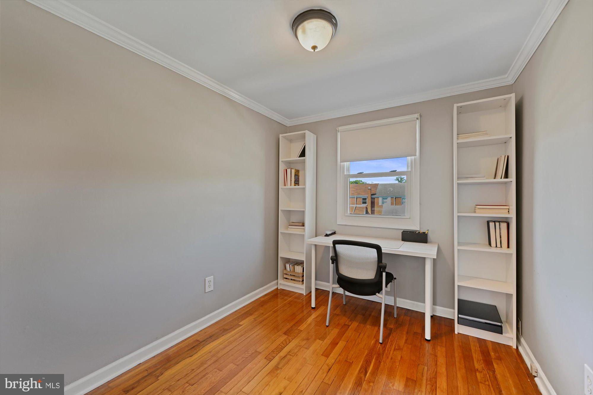 FOX RIDGE MANOR - Residential