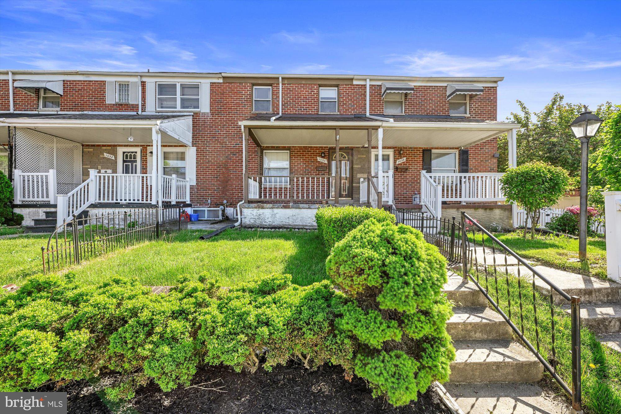 FOX RIDGE MANOR - Residential