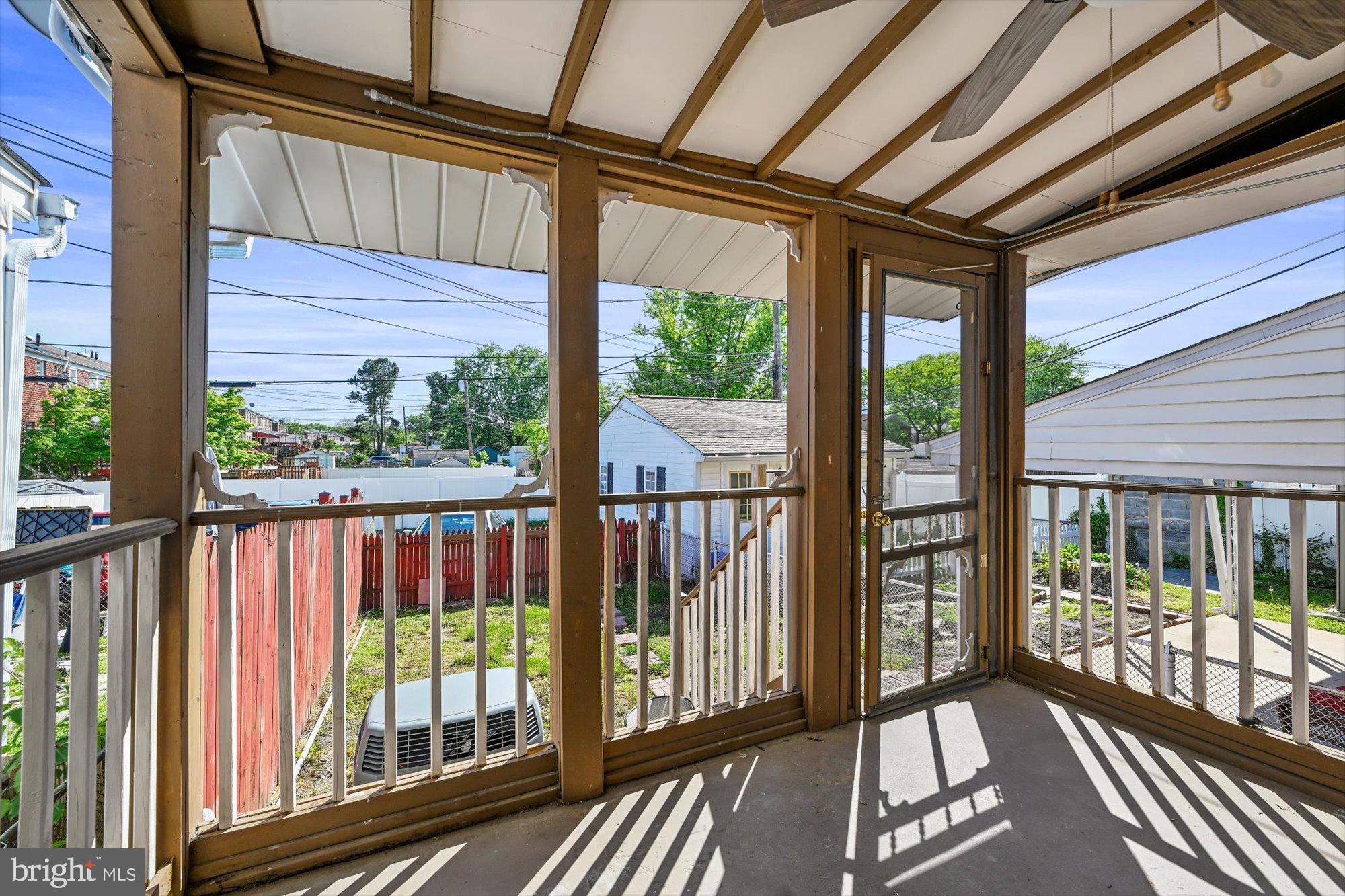 FOX RIDGE MANOR - Residential